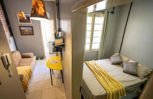 Apartamento central com pátio, 1 quadra do calçadão - Foto 8