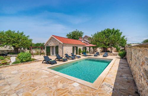 MY DALMATIA - Authentic villa Zvonko with private swimming pool - Foto 4