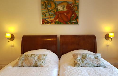 Château de Salvert - 4 Gîtes - 32 personnes - Foto 10