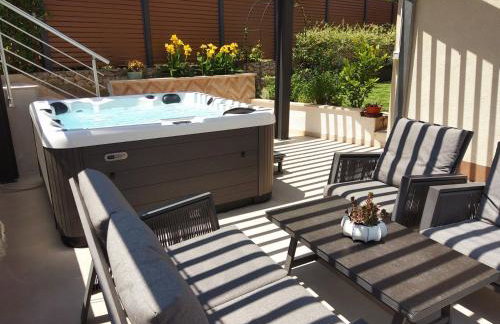 Villa Madu --- entire private villa with jacuzzi - Foto 4