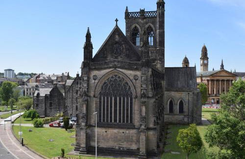 The Paisley Penthouse - Stunning View of the Abbey - Foto 17