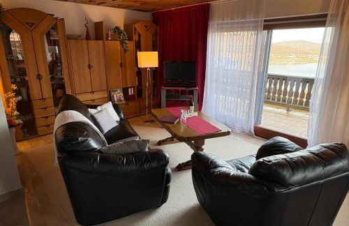 Haus mit Seeblick - Terrassen - großzügig auf 2 Ebenen - freistehend 1.000 qm - Foto 46