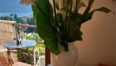 Lake and Guzzi view - Holiday Home - Foto 5