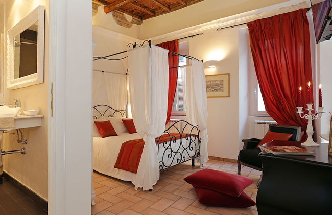 Madonna de’ Monti Suites - Photo 23