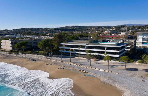 Appartement climatisé les pieds dans l'eau pour 6 personnes avec 1 suite parentale, 1 chambre double et 1 mini chambre Piscine sur le toit clim garage - Foto 10