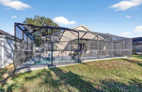 Lakefront 4-Bedroom Home with Pool - Foto 37