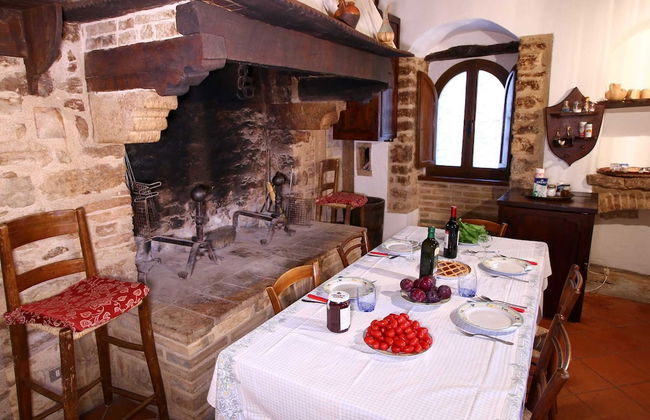 Historic Castle With View - Foto 21