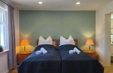 Modernes Ferienhaus mit 4 separaten Appartements, je mit vollausgestatteter Küchenzeile und eigenem Bad, 2 Gehminuten zum Badesee, Garten, Grillplatz, Kinderspielbereich, Hunde sind willkommen - Foto 5