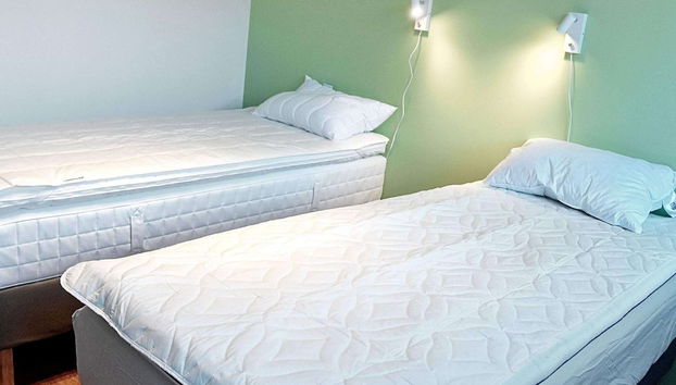 6 Person Holiday Home in Eidsvag - Foto 4, Quarto