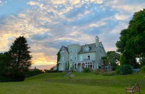 Pencubitt House - Photo 1