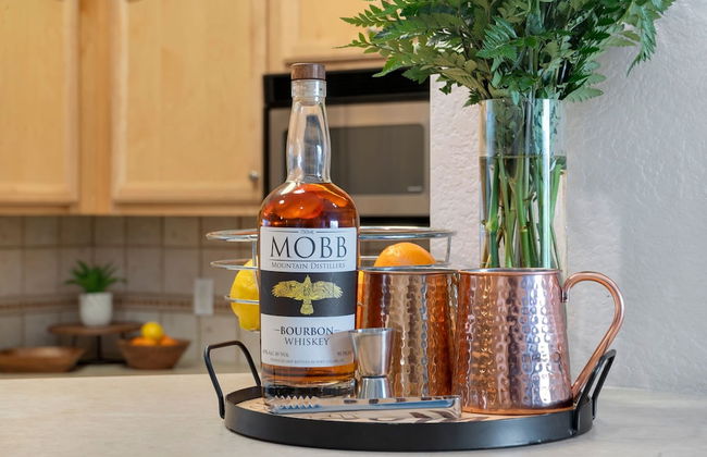 Timberline Retreat King Bed, Fireplace & Pool! - Foto 24