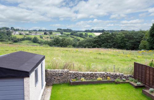 LOOK at the Views - Huddersfield Haven Sleeps 6 - Foto 9