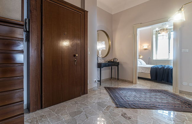 JOIVY Sophisticated Flat W/ Desk - Foto 41