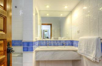 Apartamentos El Roqueo - Foto 8