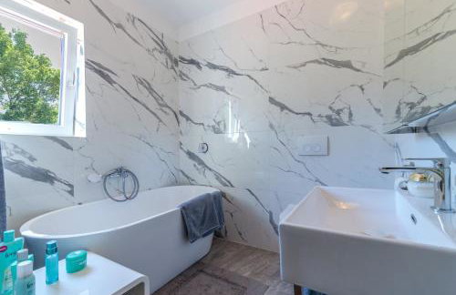 Luxury Villa Valhalla with Private Pool - Foto 38