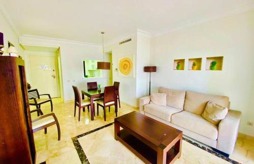 Roda Golf. Poolside apartment - Photo 24