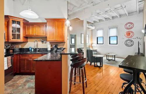 Lakefront Loft - Walk 2 First Energy x Progressive - Foto 22