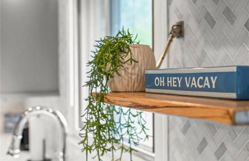 Zestlife-LuxuryEscape-ThemedRooms-Pool-GameRoom - Foto 27