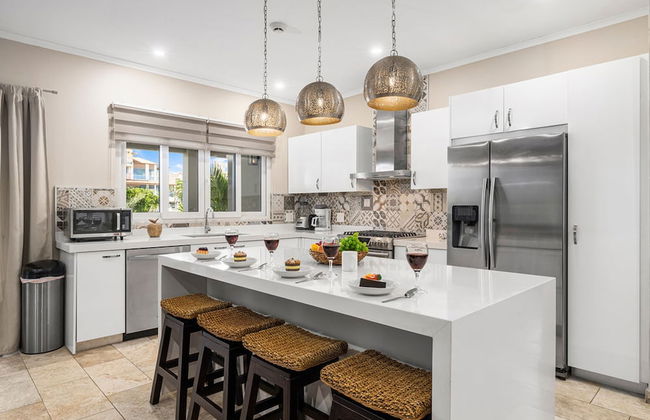 Amazing 4BR 3BA Villa Palm Beach w NEW Pool - Foto 6