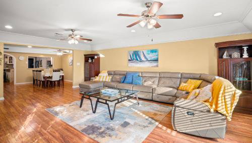 1 Min to Beach Ocean Breeze 3BR Pets welcome with pet fee - Foto 5