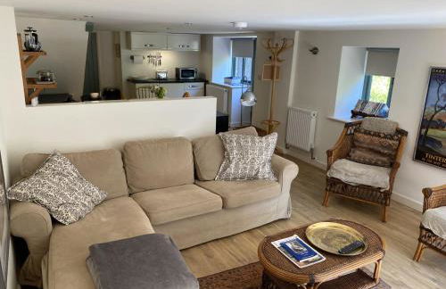 Little Llanvolda - Photo 3