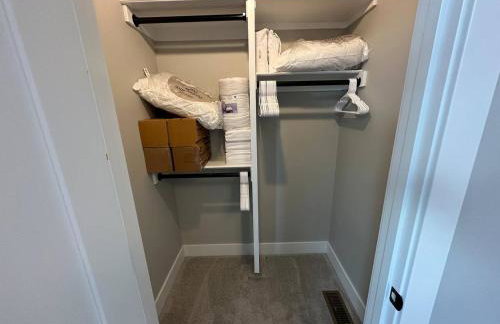 New Build, Downtown Views, next to NCH - Foto 15