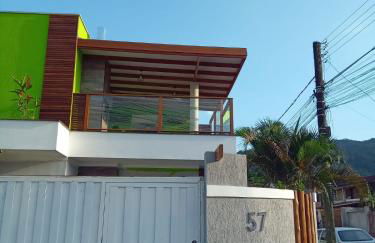 Casa com 3 dormitorios - Foto 1