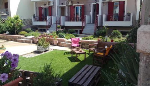 Victoria Studios - Photo 3, Garden