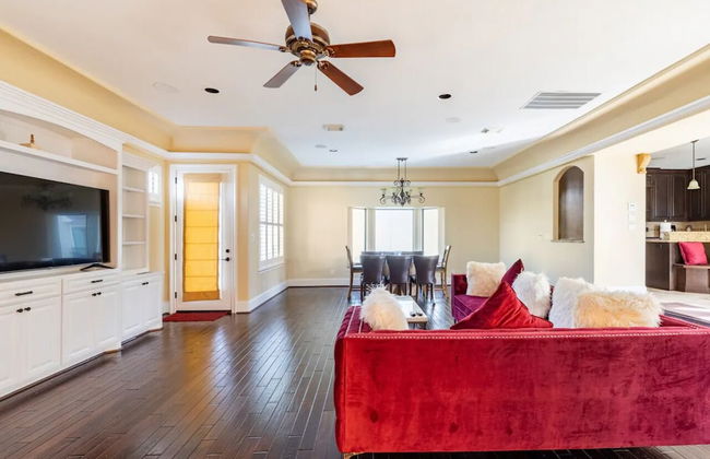 BIZI near Galleria Mall - Foto 28