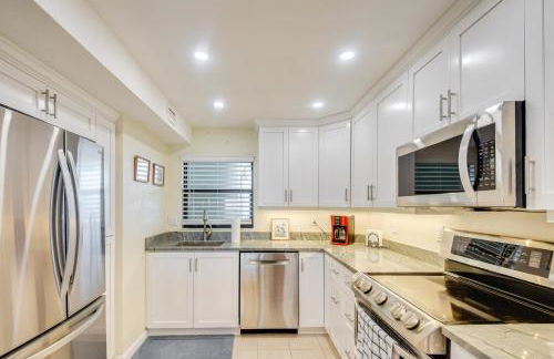 Walk to Coast Condo in Daytona Beach Shores! - Foto 10