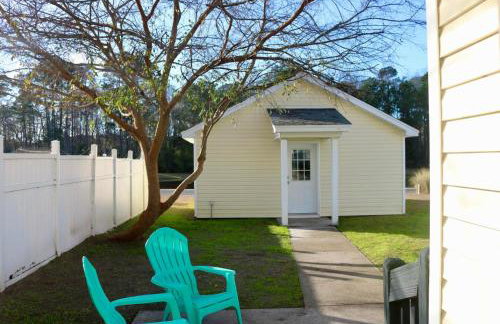 Happy in Old Town Bluffton - Photo 49