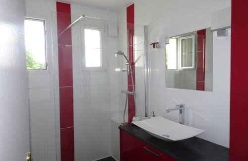 Holiday Home in Guerlesquin Near Lake - Foto 19