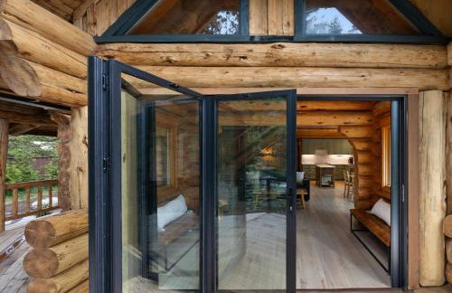 Riverside Retreat - Photo 44