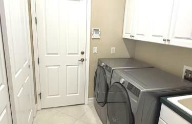 Villa-Haze, lots of privacy, solar & electric heated pool and SPA - Photo 47