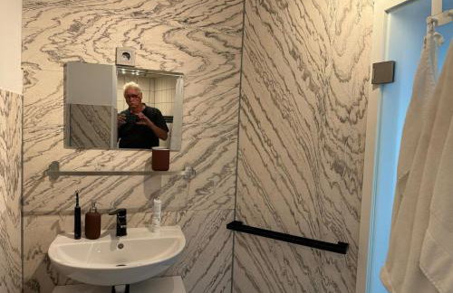 Gemütliche FeWo im 1OG im Haus zur Vulkaneifel Brohl - Foto 5