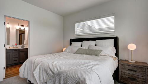 Downtown 1 mi Sleeps 6 wRooftop 3BR 4BED New built Modern Stylish Luxury - Foto 3