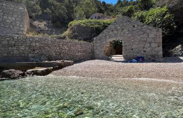 Beach Alone - Foto 5