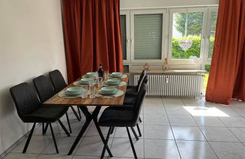 Design-Terrasse-7 Personen-Netflix-Garage-Seenah - Foto 7