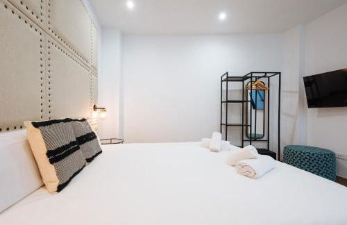 Ninesuites Cathedral - Photo 13