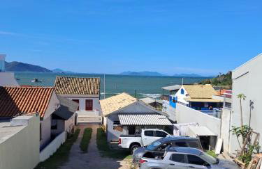 Casas no Centro Histórico de Garopaba - Foto 1
