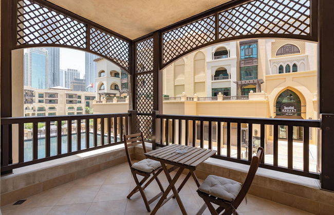 Lux BnB I Souk Al Bahar I Burj Khalifa Views - Photo 28
