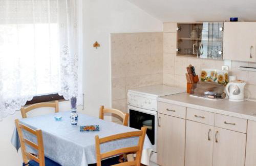 Sea View Apartment in Prvić Luka, 46m², Terrace - Foto 8