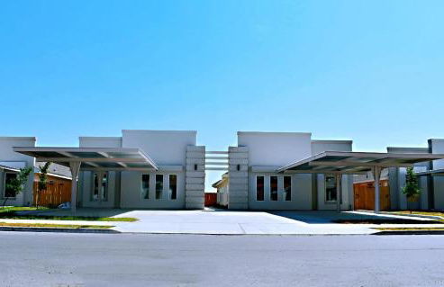 Beautiful Apartment 9 min to Mercedes Outlets - Foto 1