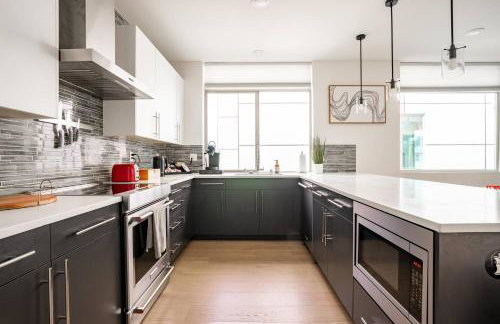 Stylish Urban Retreat w Rooftop Deck - Foto 28