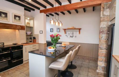 The Farmhouse - Photo 12