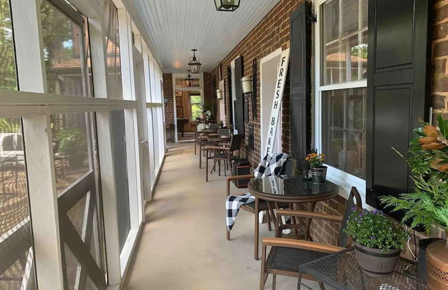 Boyd Harvey Main House And Carriage House 4 Bedroom Home by RedAwning - Foto 65