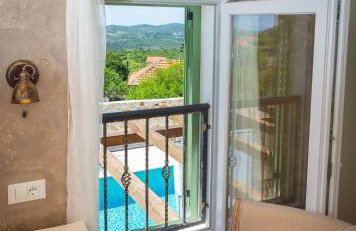 Villa Cavalleria Rusticana with heated pool and vineyard - Photo 27