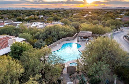 Exclusive Boulders Retreat near Downtown Cave Creek hiking scenic views. - Foto 5