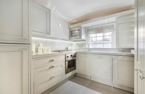 Victoria Belgravia Apartments - Photo 12