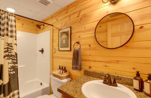 Secluded Cabin Hot Tub and 10 Mi to Blue Ridge - Foto 19